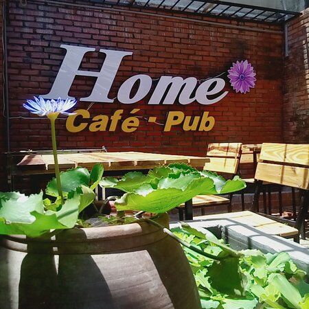 HOME Cafe Pub